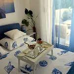 Marimar, Beachfront 1st Row * Σπλιτ