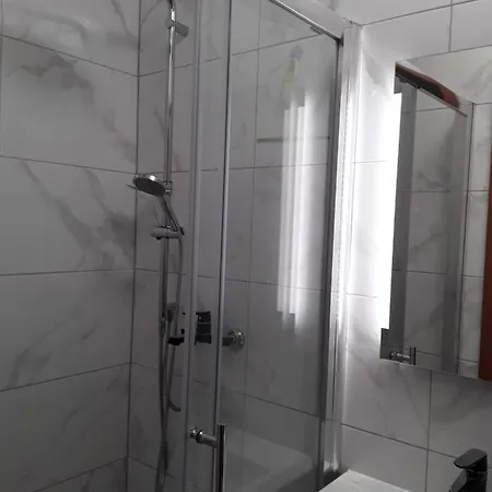 Apartman Marimar, Beachfront 1st Row *
