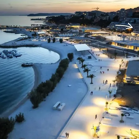 Marimar, Beachfront 1st Row Apartment *